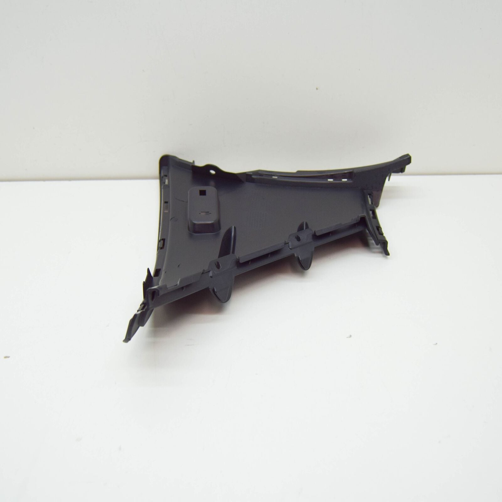 NEW MB A W177 FRONT BUMPER LOWER RIGHT INNER COVER A1778853903 ORIGINAL