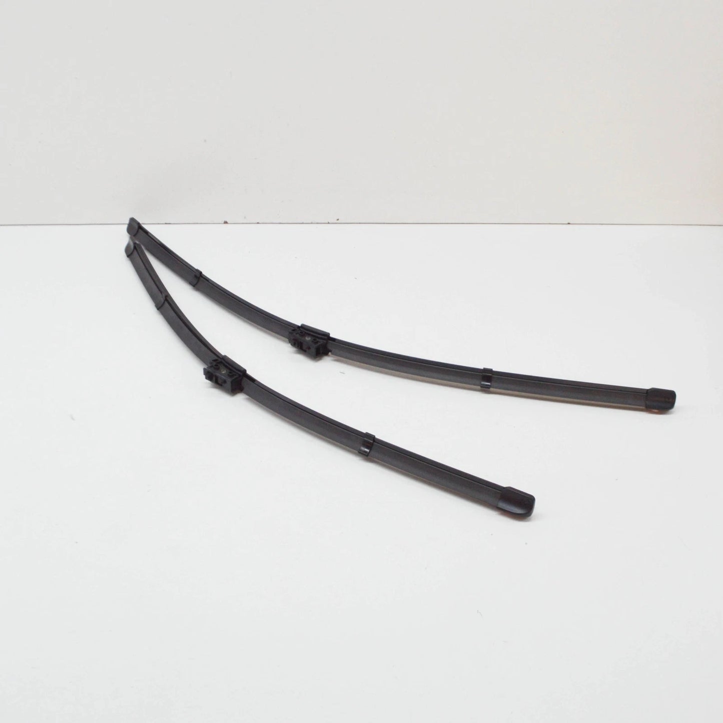 NEW MERCEDES-BENZ GLB X247 FRONT WIPER BLADE SET LHD A2478201202 ORIGINAL