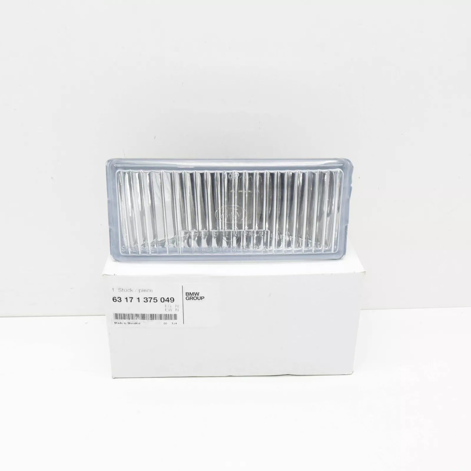 NEW BMW 3 E30 FRONT LEFT FOG LIGHT LAMP INSERT 63171375049 ORIGINAL