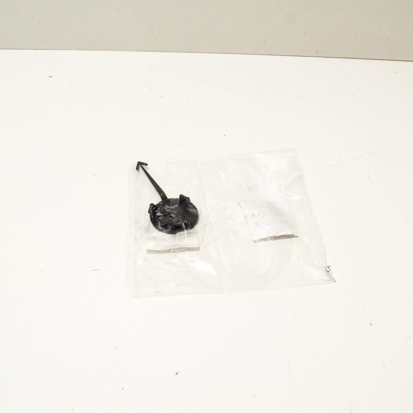 NEW VW CADDY 2K REAR BUMPER TOW HOOK EYE CAP COVER 2K0807441A7G9 ORIGINAL