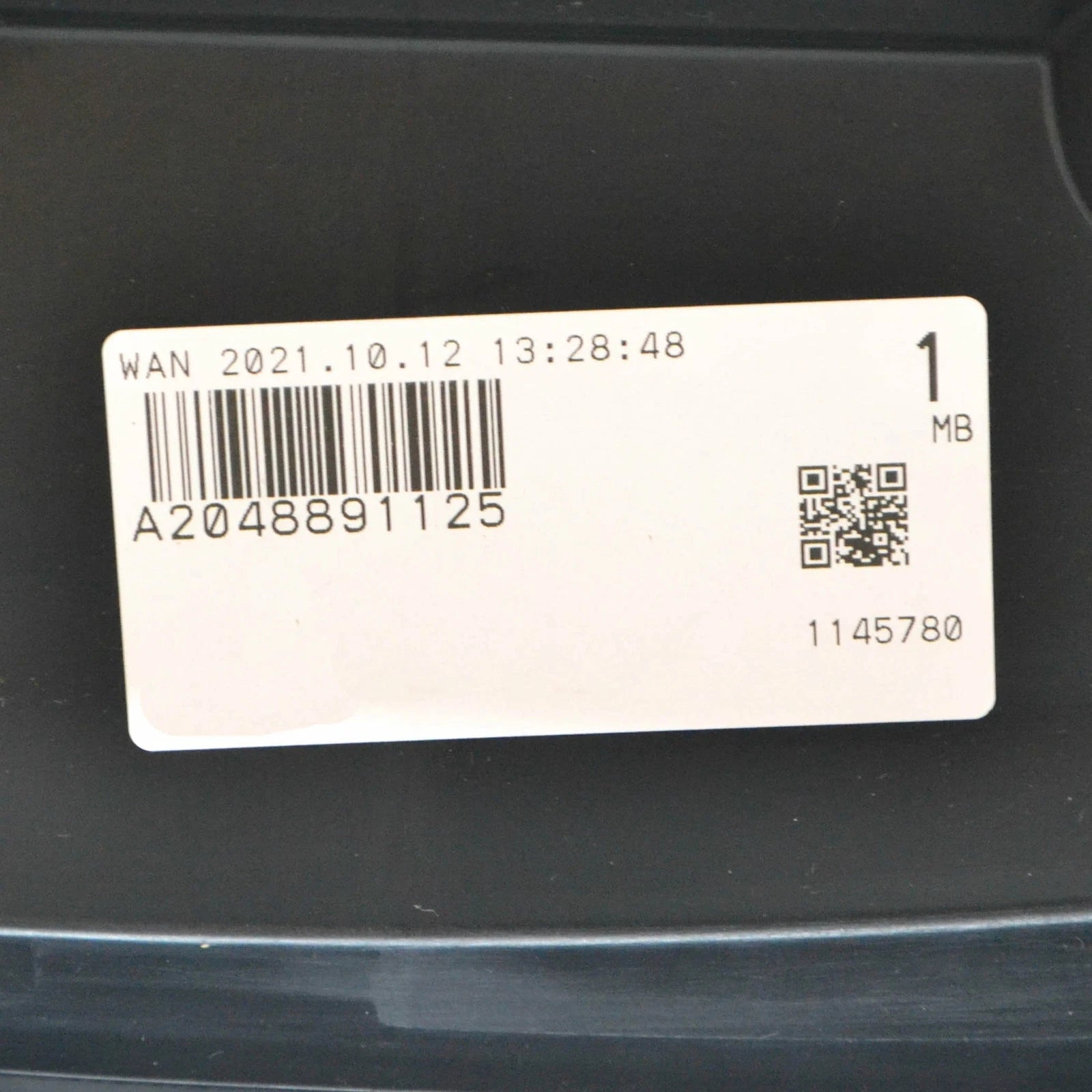 NEW MB GLK X204 FRONT LEFT FENDER WING PLASTIC COVER A2048891125 ORIGINAL