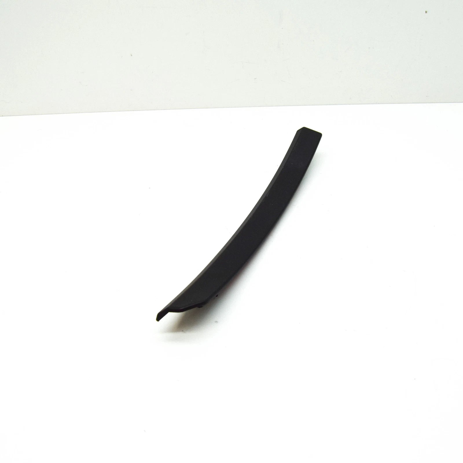 NEW AUDI RS3 FRONT RIGHT STONE CHIP GUARD 8V0853824 ORIGINAL