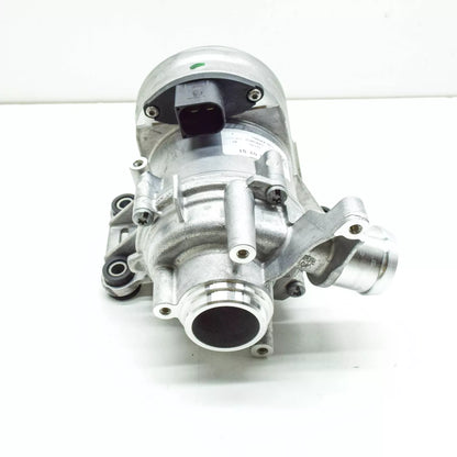 NEW MERCEDES-BENZ C W205 WATER PUMP A2642000301 ORIGINAL