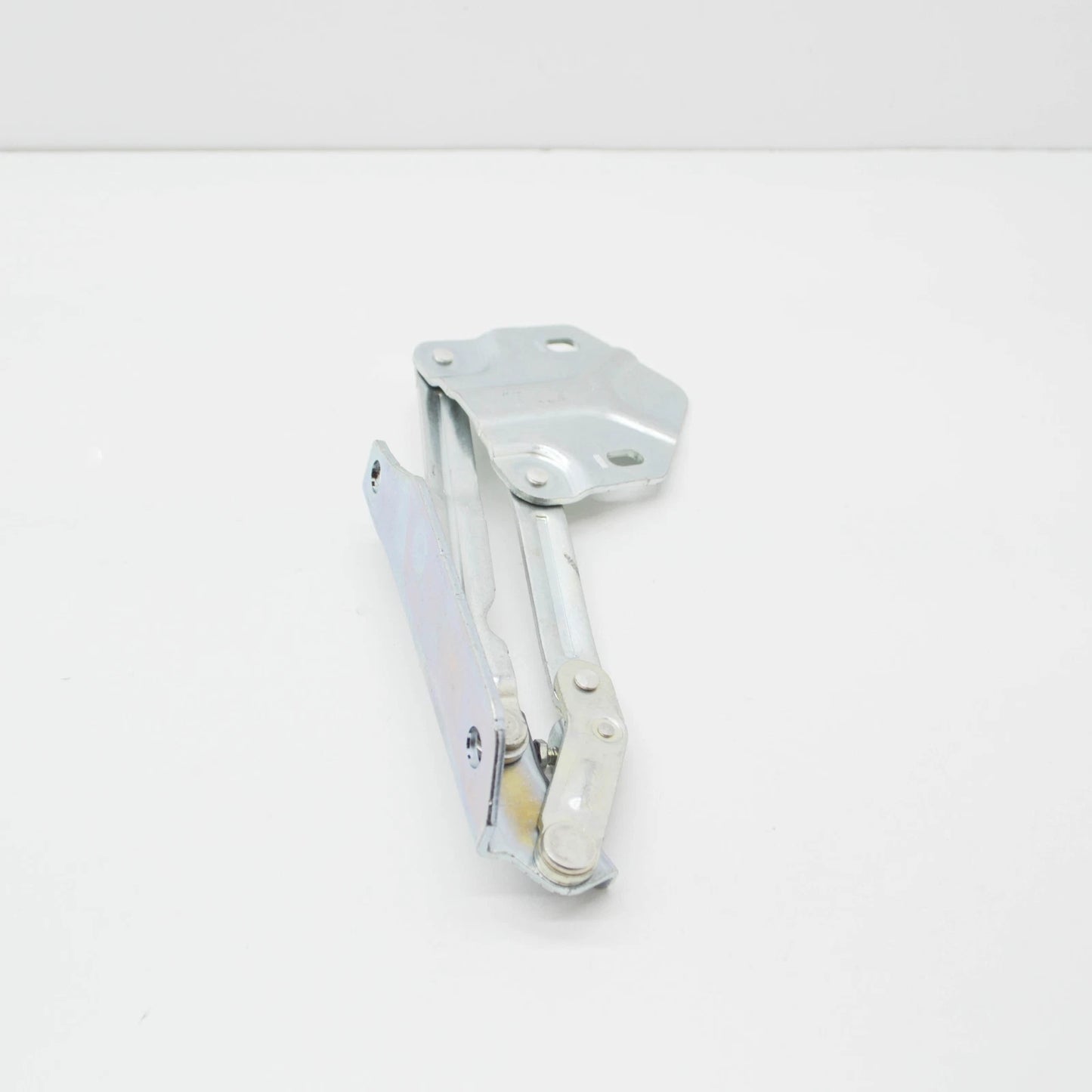 NEW VW CADDY IV SA FRONT LEFT BONNET HINGE 2K5823301