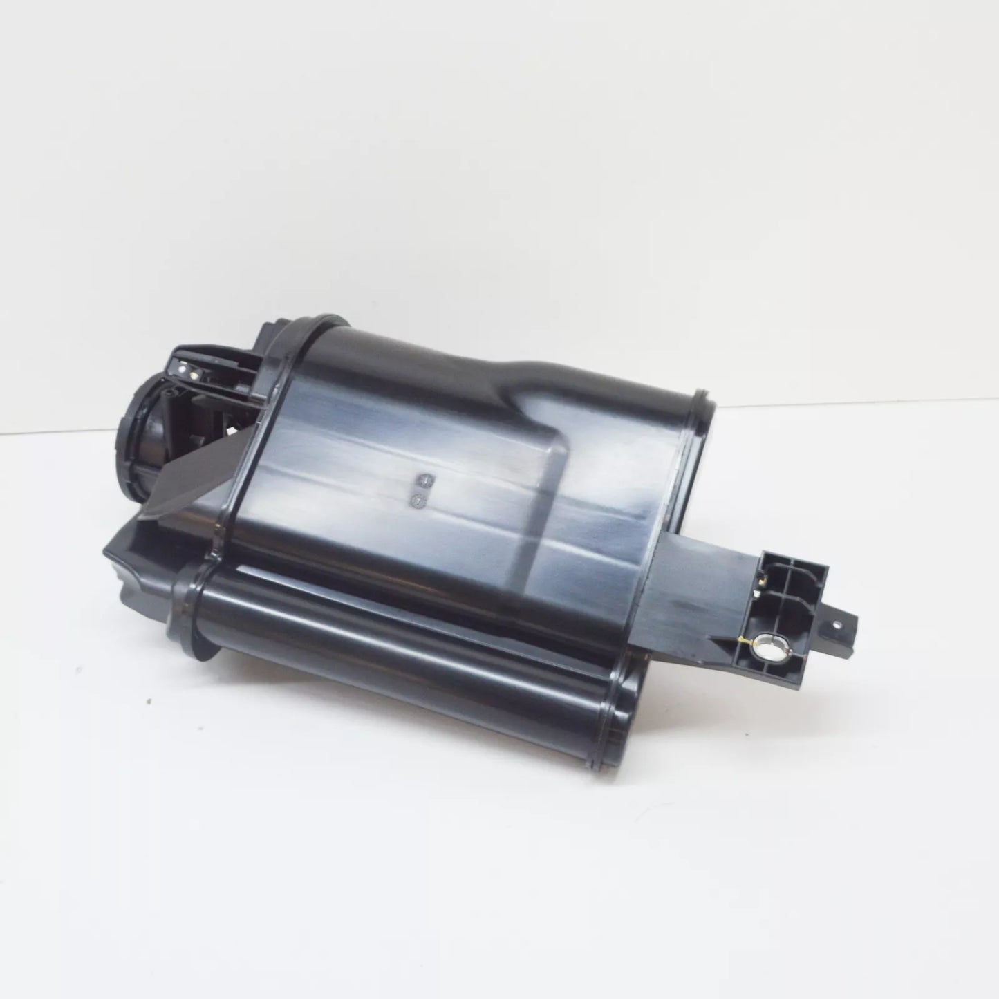 NEW AUDI A3 8V ACTIVATED CHARCOAL CONTAINER 5Q0201797L ORIGINAL