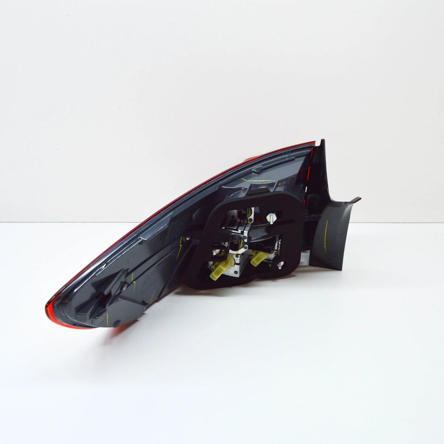 NEW BMW X6 E71 REAR RIGHT TAILLIGHT 63217295004 7295004 ORIGINAL