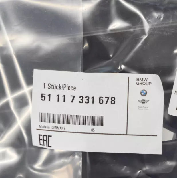 NEW BMW 5 GT F07 RIGHT FOG LIGHT PARTLY CLOSED GRILLE 51117331678 2015 ORIGINAL