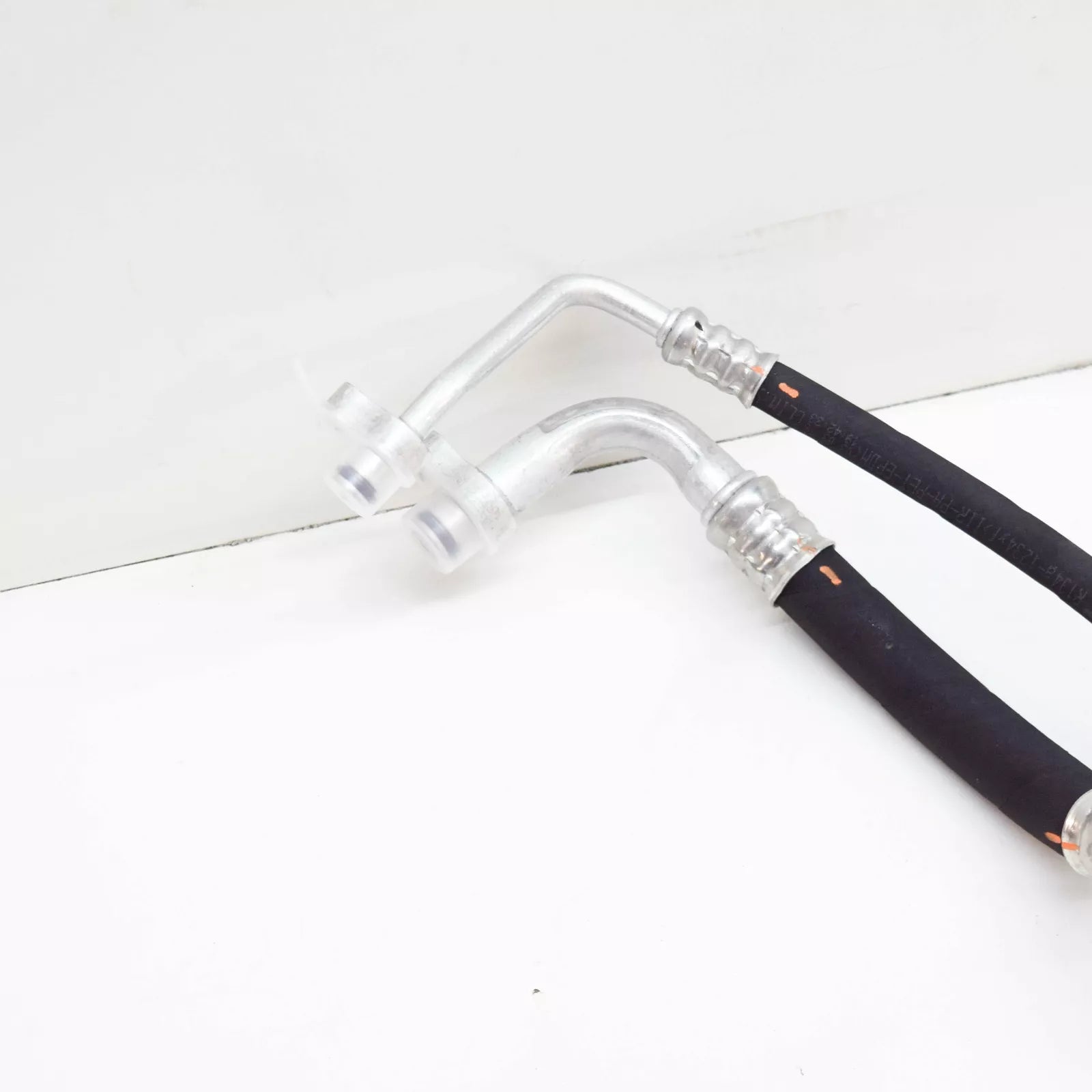 NEW MERCEDES-BENZ GL-CLASS X166 AIR CONDITION HOSES A1668300100 ORIGINAL