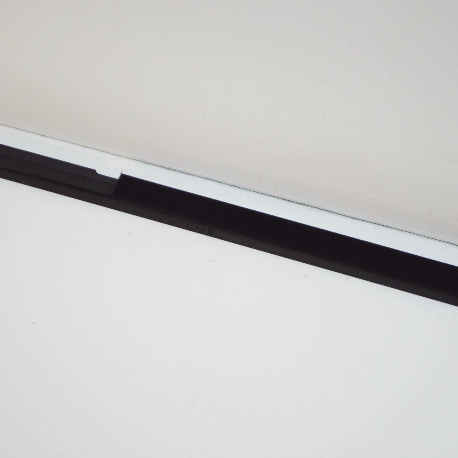 NEW VW TOURAN 1T FRONT RIGHT OUTER WINDOW APERTURE SEAL 1T0837478E5AP ORIGINAL