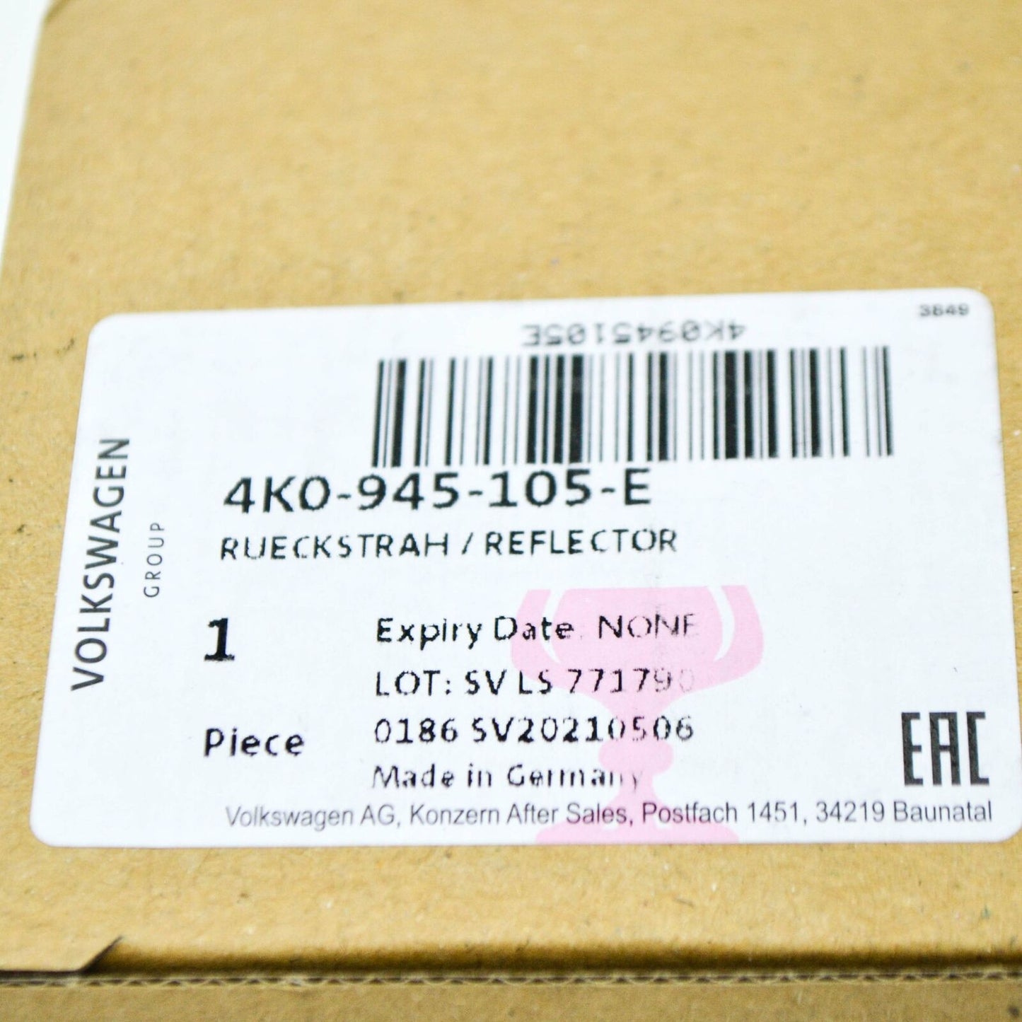 NEW AUDI A6 C8 REAR LEFT OUTER BUMPER REFLECTOR 4K0945105E ORIGINAL