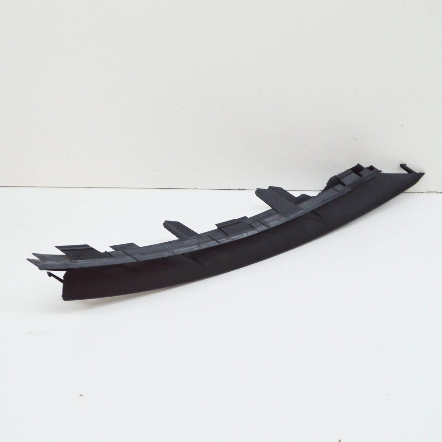 NEW AUDI R8 42 FRONT BUMPER RIGHT LOWER TOW EYE COVER 42080724101C ORIGINAL