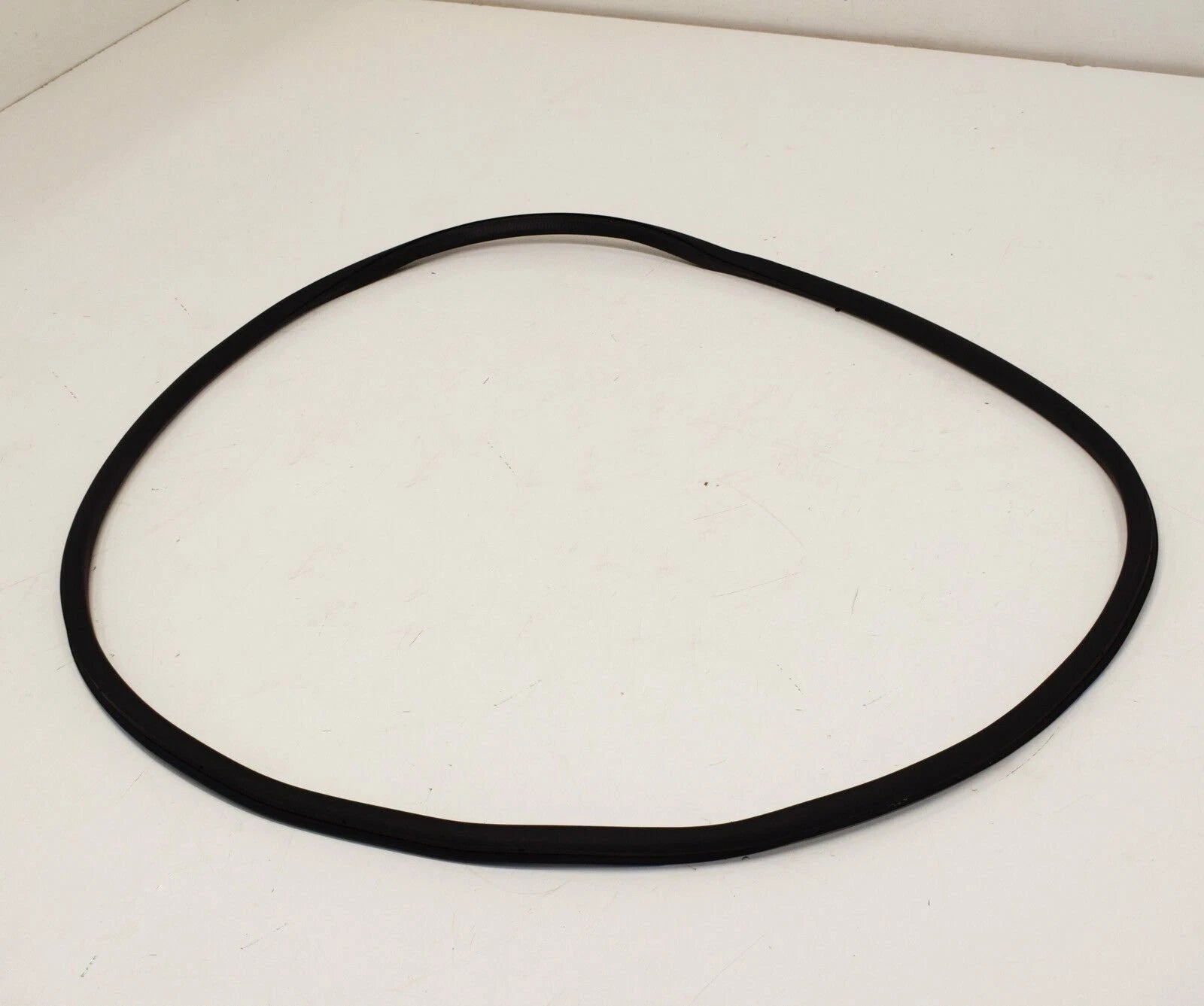 NEW VW TIGUAN MK1 REAR RIGHT DOOR SEAL RUBBER 5N0867913A9B9 ORIGINAL