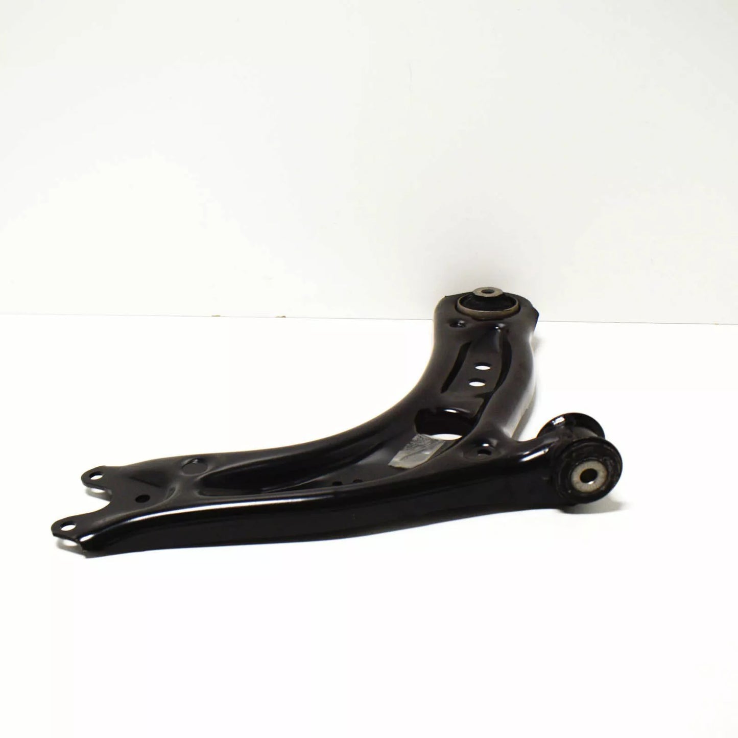 NEW AUDI S3 8V FRONT RIGHT LOWER CONTROL ARM 81A407152F ORIGINAL