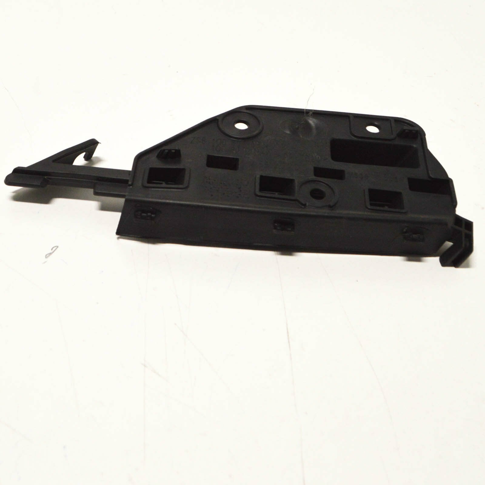 NEW VOLKSWAGEN EOS FRONT BUMPER LOWER RIGHT GUIDE 1Q0807050B ORIGINAL