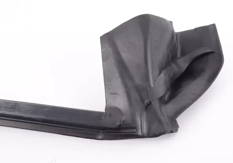 NEW BMW 1 E81 FRONT LEFT DOOR INSIDE CHANNEL SEALING 51337164939 ORIGINAL
