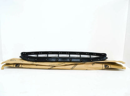 NEW AUDI Q3 8U FRONT BUMPER CENTER LOWER GRILLE 8U0807683 ORIGINAL