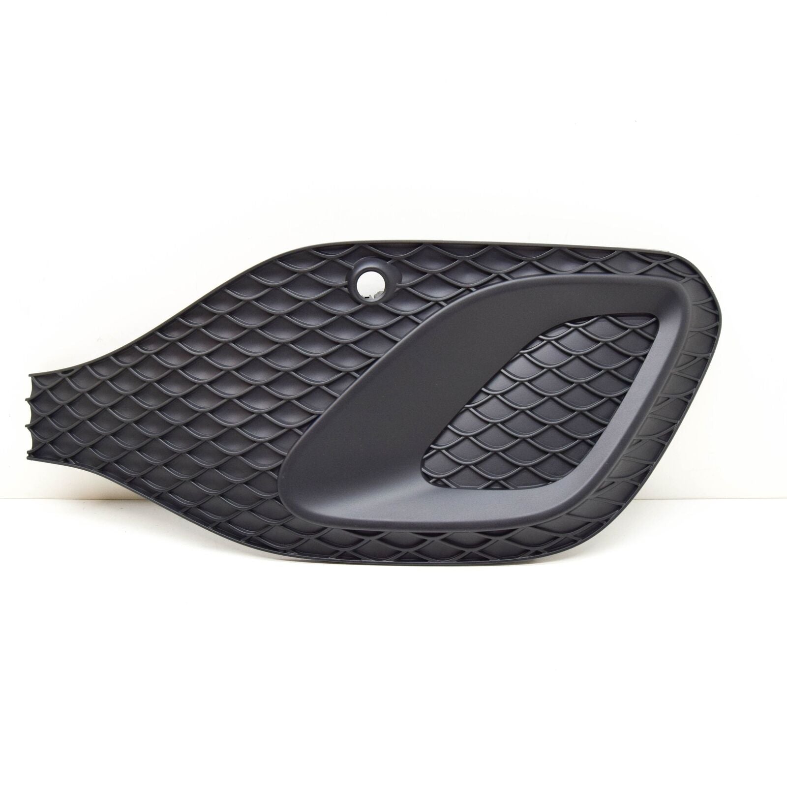 NEW MB GLA H247 FRONT BUMPER LOWER OUTER RIGHT GRILLE COVER A2478851004 ORIGINAL