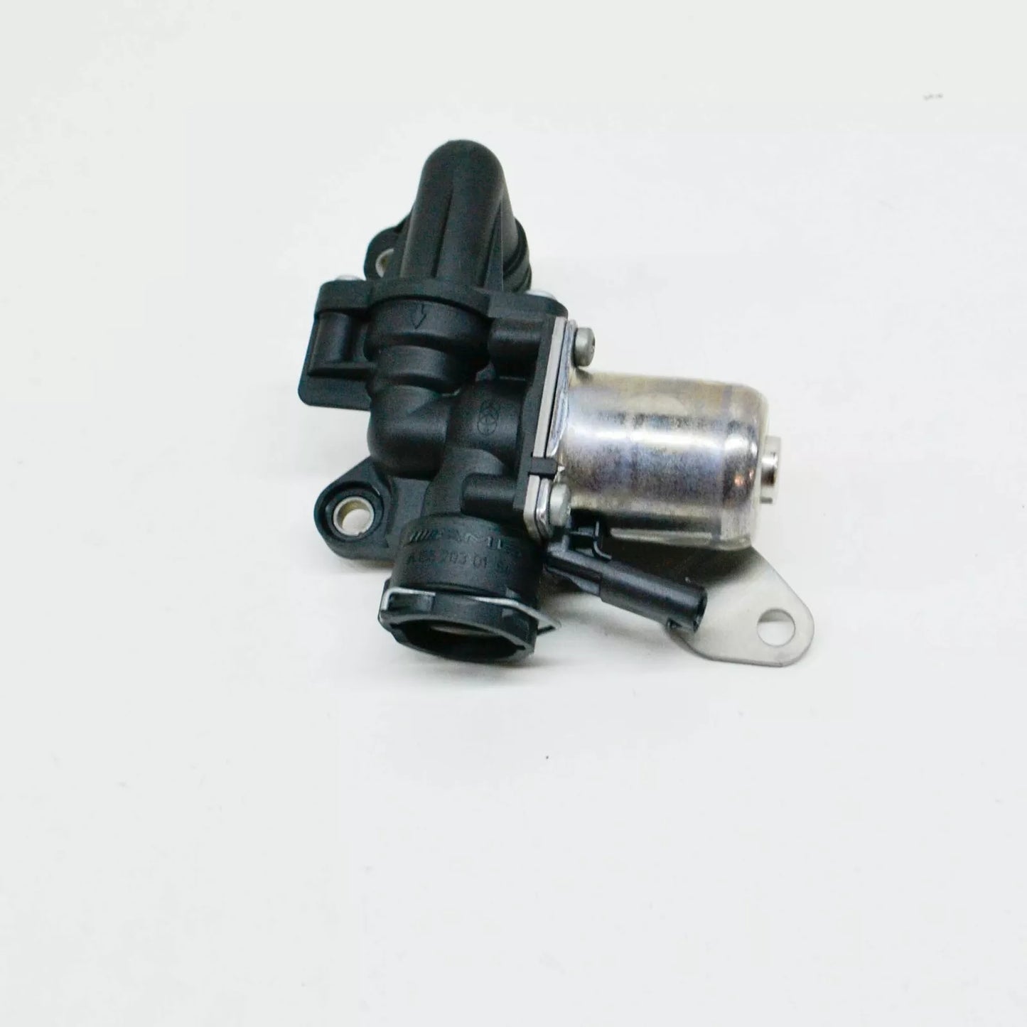 NEW MERCEDES BENZ ML W164 ENGINE COOLING SHUT-OFF VALVE A1562030164 ORIGINAL