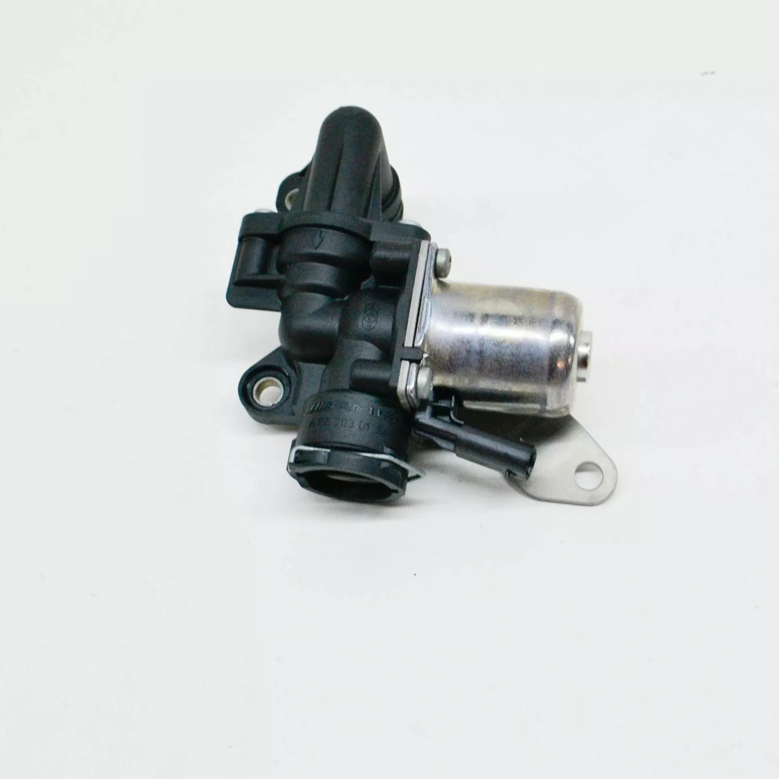 NEW MERCEDES BENZ ML W164 ENGINE COOLING SHUT-OFF VALVE A1562030164 ORIGINAL