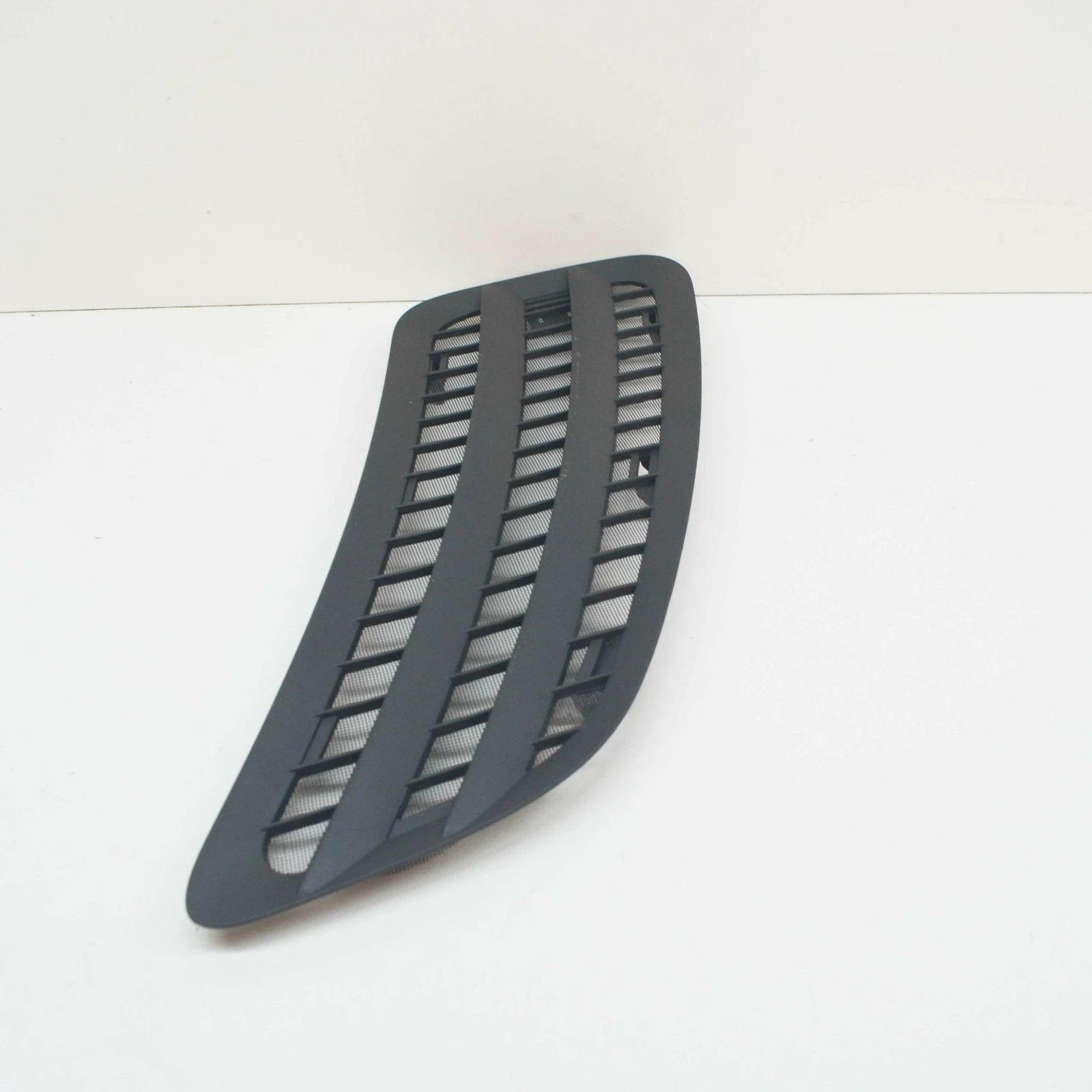 NEW MB SPRINTER 910 HOOD RIGHT VENTILATION GRILLE RHD A91083603009051