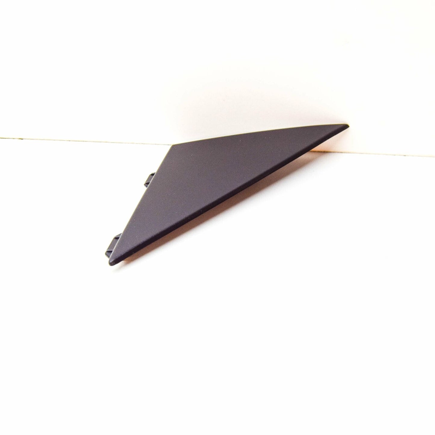 NEW MERCEDES BENZ C W205 FRONT RIGHT DOOR PANEL CARD CORNER TRIM A2057270428