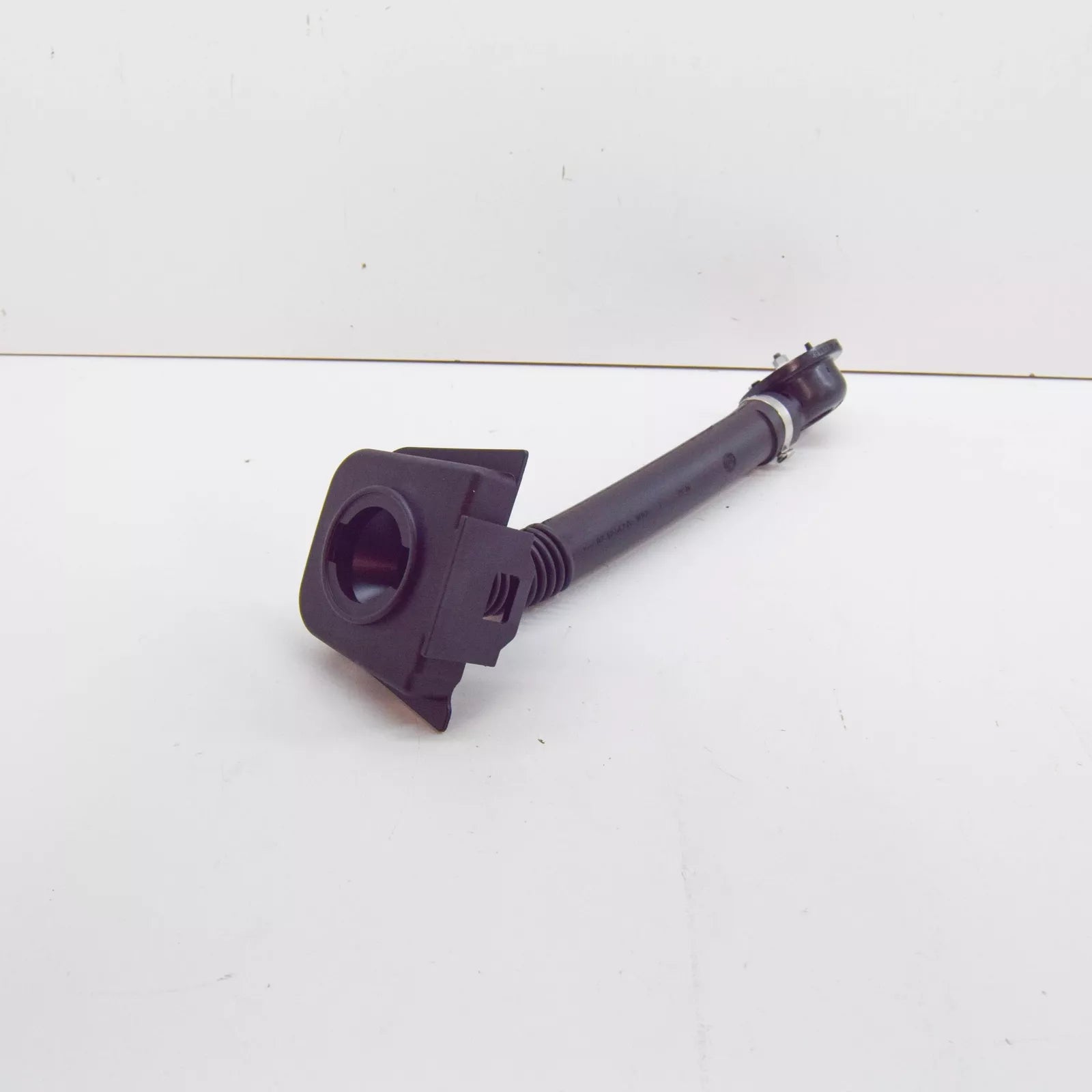 NEW MERCEDES-BENZ VITO W639 OIL FILLER NECK PIPE A6510100069 ORIGINAL