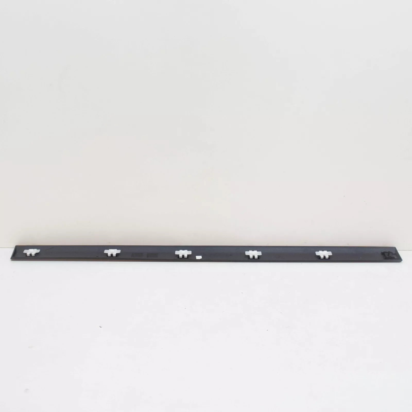 NEW MB VITO W639 LEFT SLIDING DOOR PROTECTIVE STRIP A63969010627G99