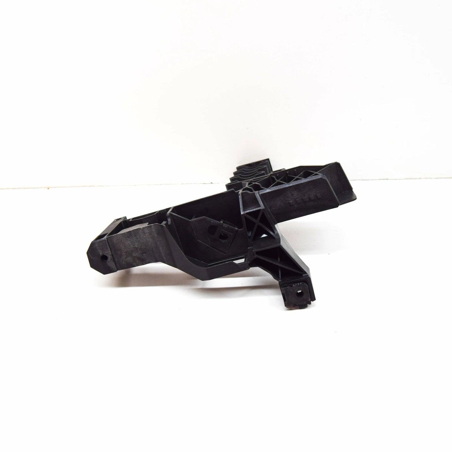 NEW AUDI A6 C8 FRONT LEFT HEADLIGHT BRACKET MOUNT 4K0805607