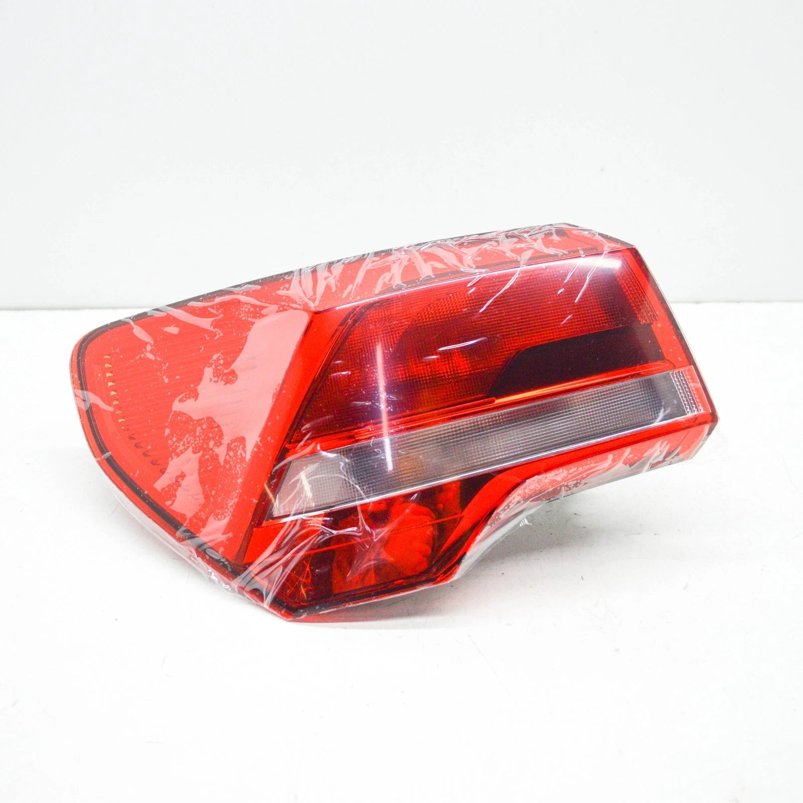 NEW AUDI Q3 F3 SPORTBACK REAR LEFT TAILLIGHT 83A945069