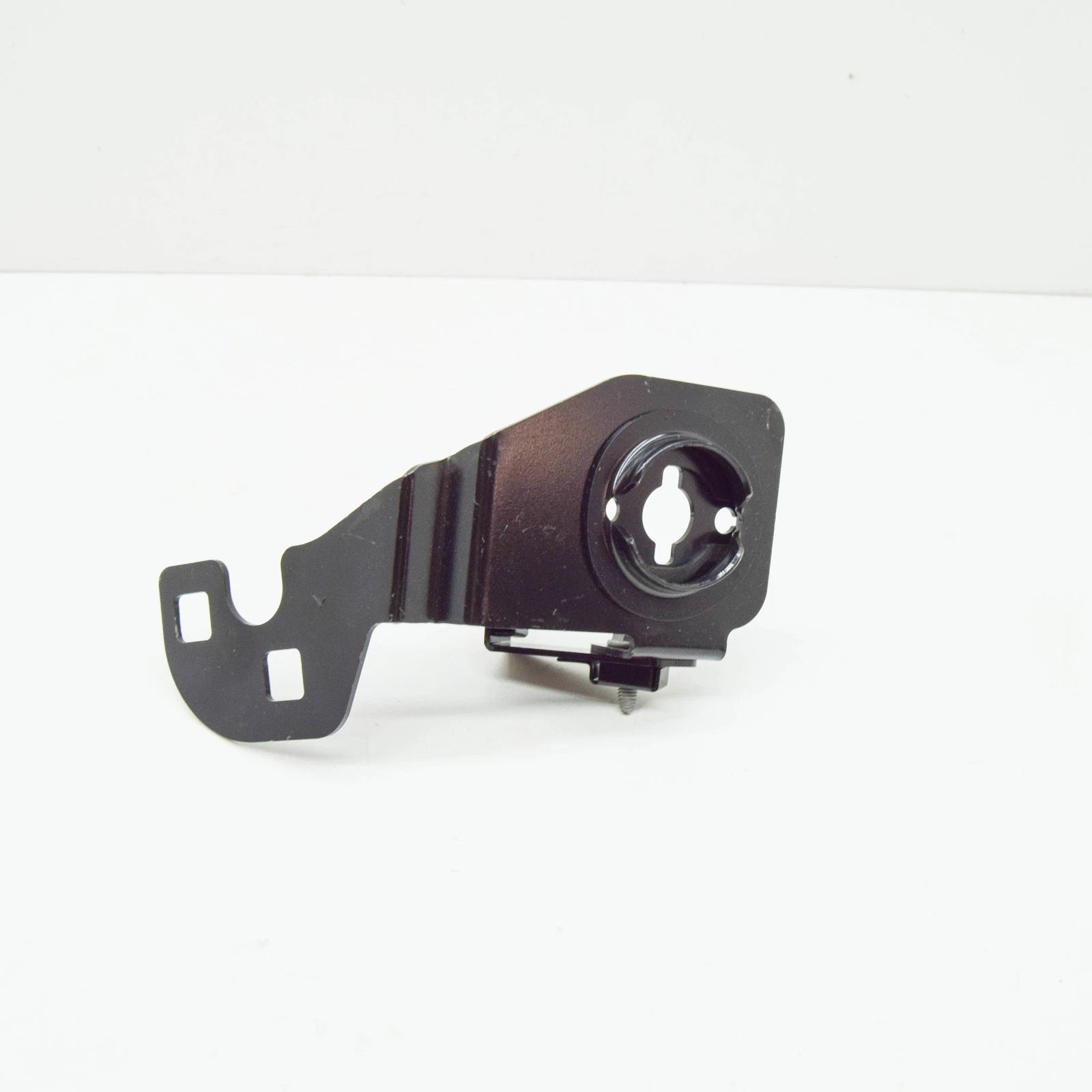 NEW MERCEDES-BENZ E W212 FRONT LEFT FENDER BRACKET A2128100114 ORIGINAL