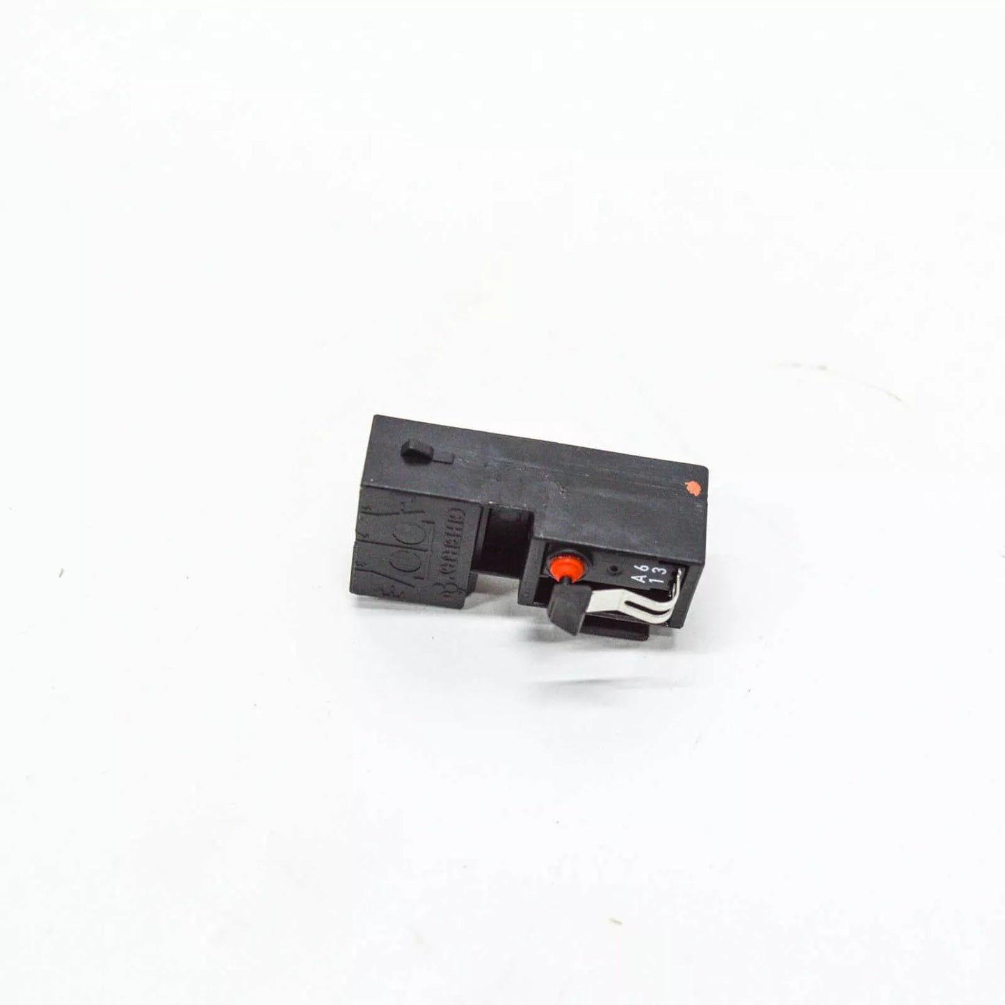 NEW AUDI A4 B8 REAR TRUNK HATCH LATCH MICRO SWITCH 8E0953229
