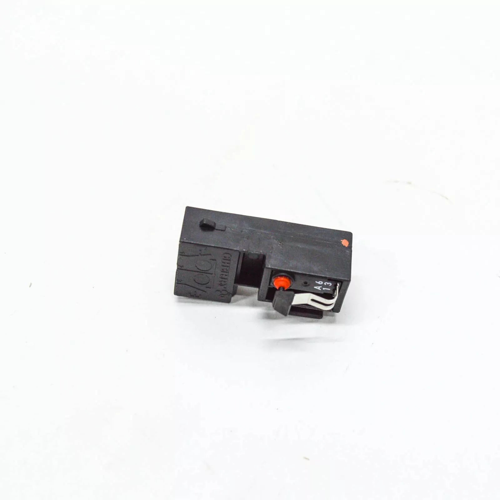 NEW AUDI A4 B8 REAR TRUNK HATCH LATCH MICRO SWITCH 8E0953229