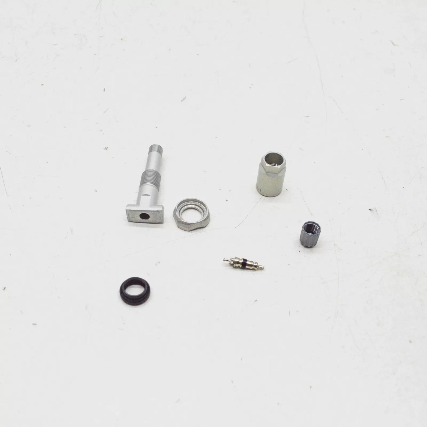 NEW MERCEDES-BENZ CLA C117 WHEEL TIRE VALVE A0004001300