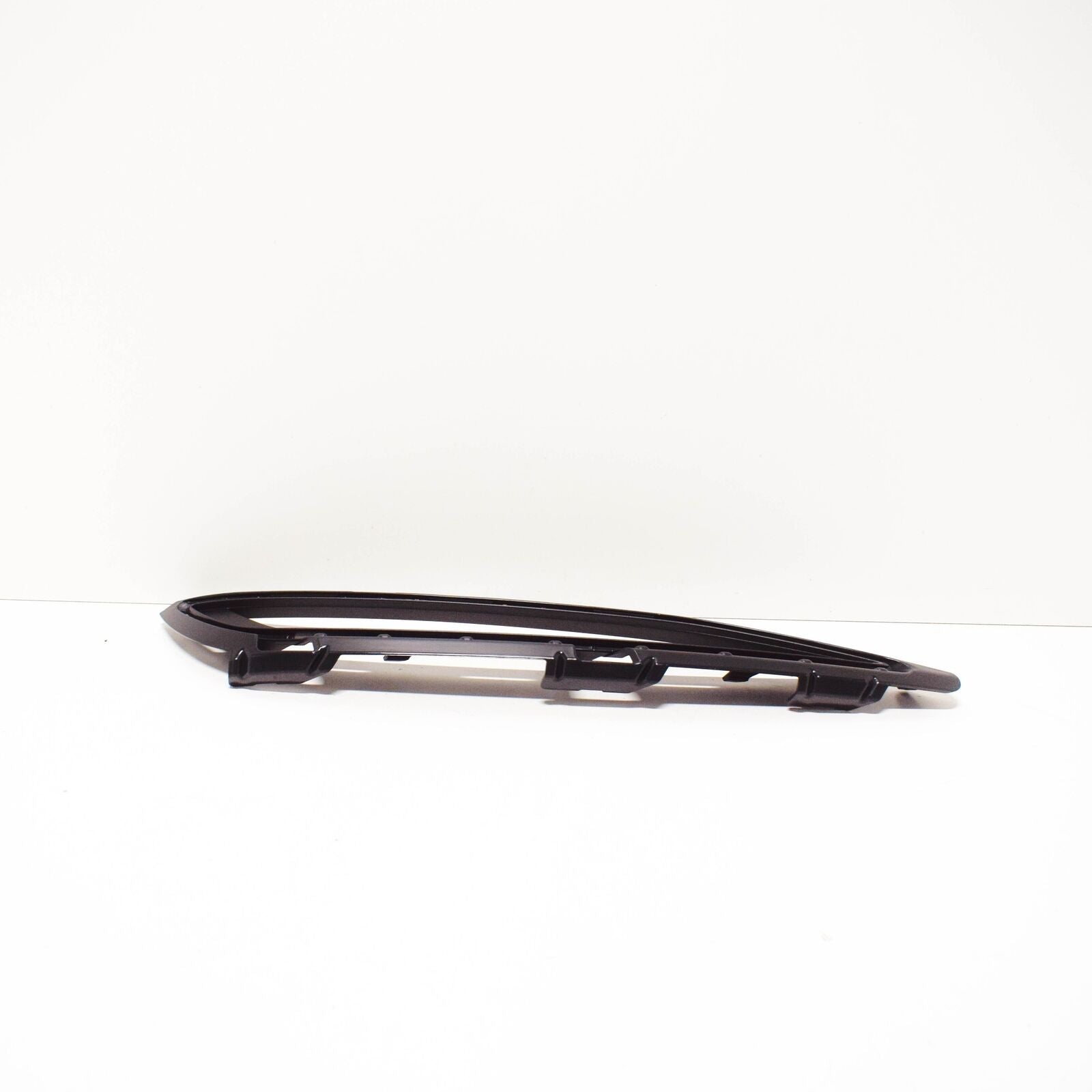 NEW AUDI Q7 4M FRONT BUMPER LEFT AIR GUIDE 4M0807157A ORIGINAL