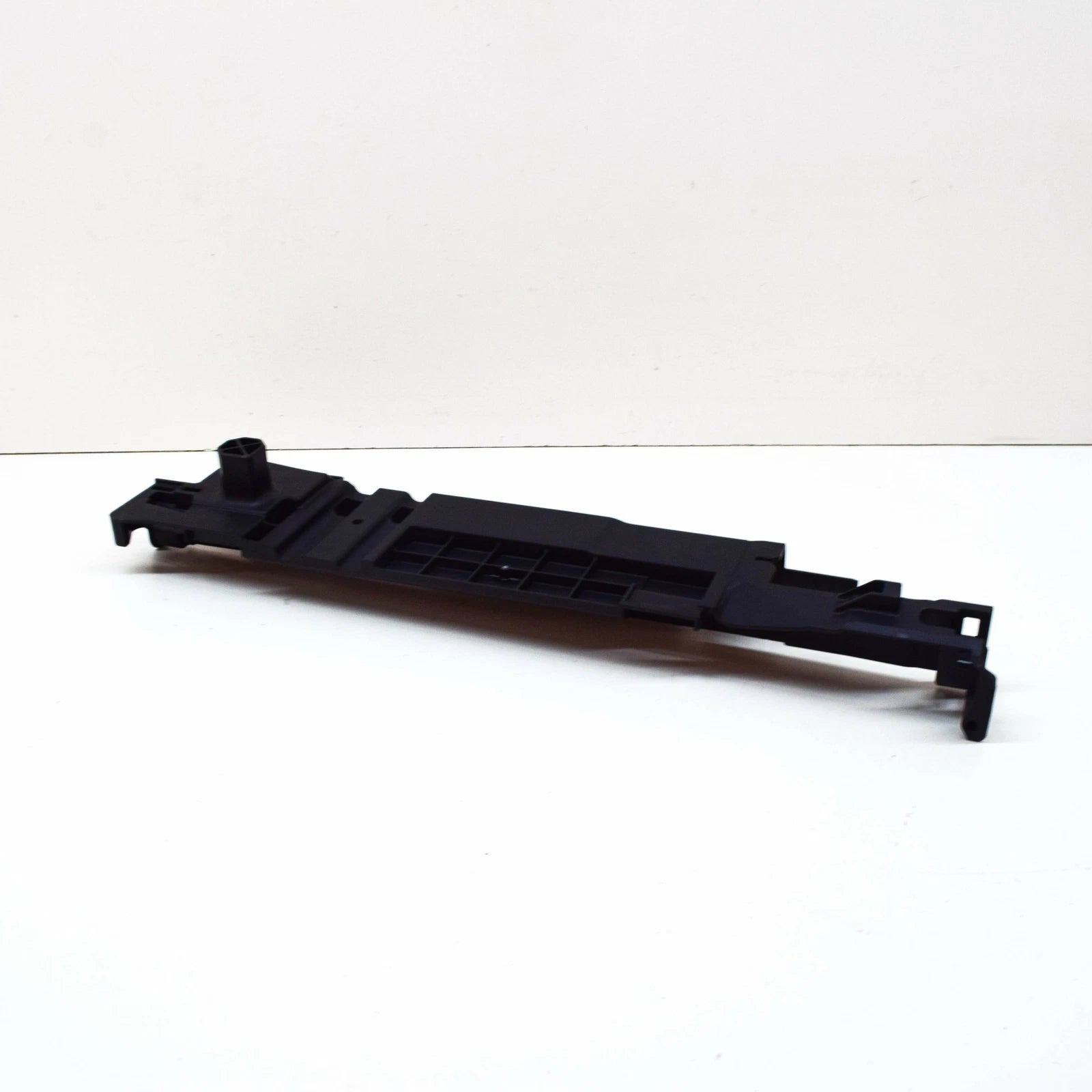 NEW BMW M4 COUPE G82 FRONT RADIATOR LEFT COVERING 17118095287 8095287 ORIGINAL