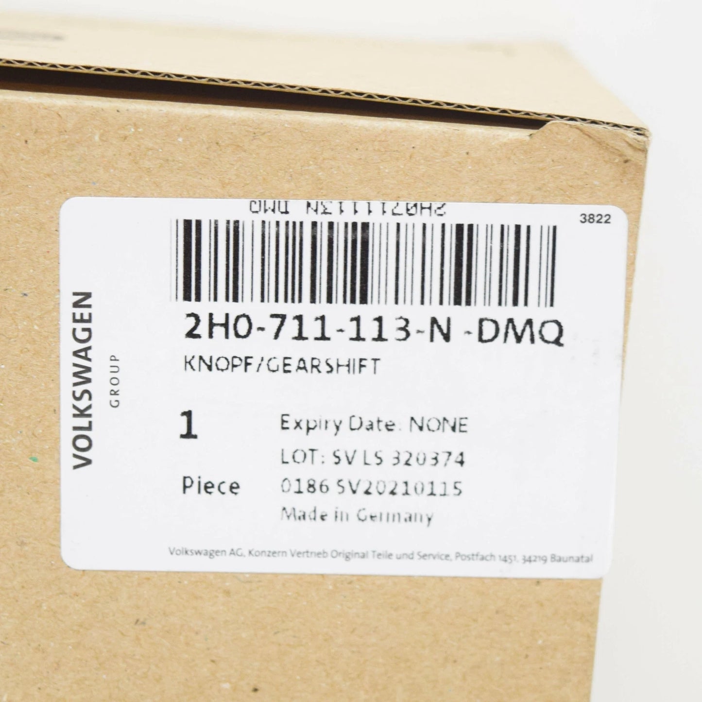 NEW VOLKSWAGEN AMAROK GEAR SHIFT KNOB WITH BOOT 2H0711113NDMQ