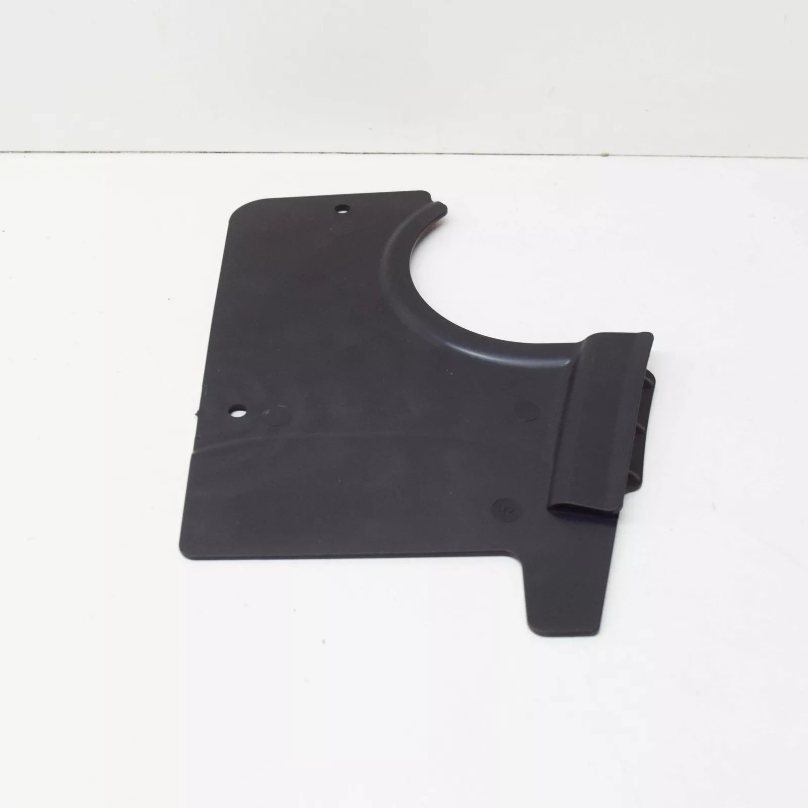 NEW AUDI A3 8P FRONT RIGHT UNDERBODY COVER 1K0825272A ORIGINAL