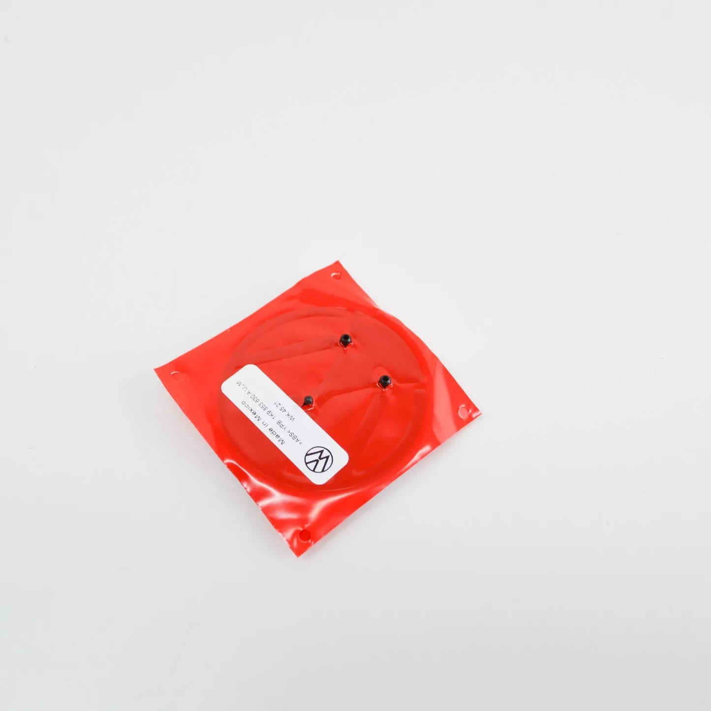 NEW VOLKSWAGEN JETTA MK6 REAR EMBLEM LOGO BADGE 1K9853630AULM ORIGINAL