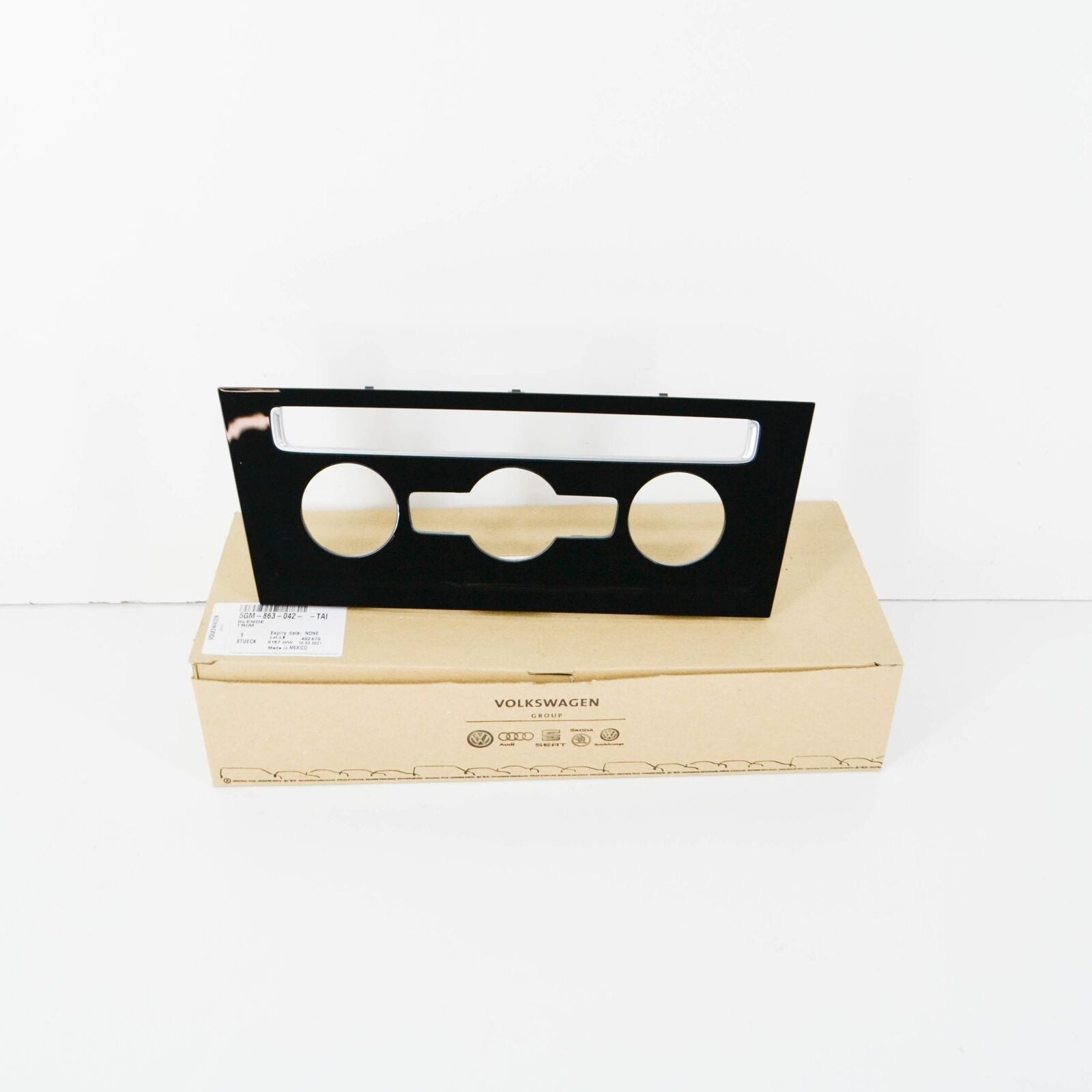 NEW VW GOLF VII 5G MK7 CENTER CONSOLE TRIM PANEL 5GM863042TAI ORIGINAL