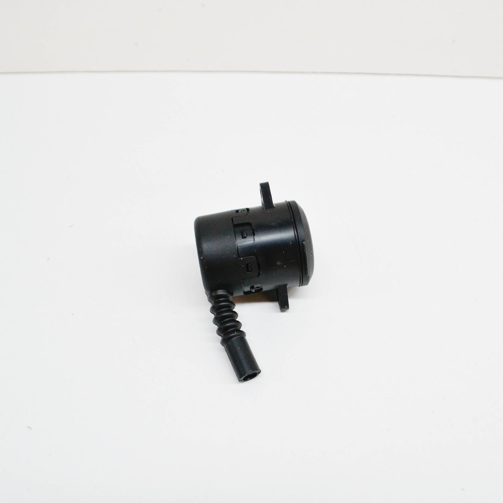 NEW VOLKSWAGEN CC TRAILER TOWING SOCKET 3AA945505 ORIGINAL