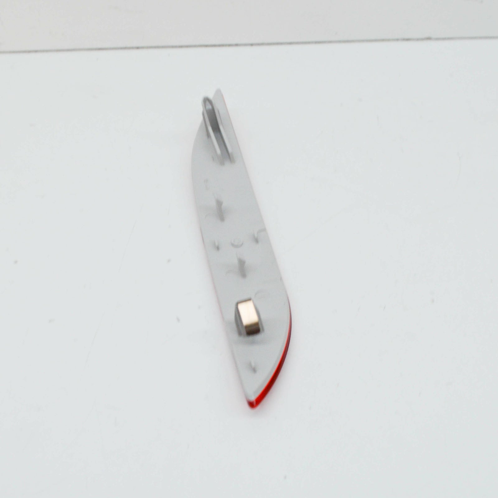 new bmw z4 e89 roadster rear m bumper left side reflector 63147843527 original