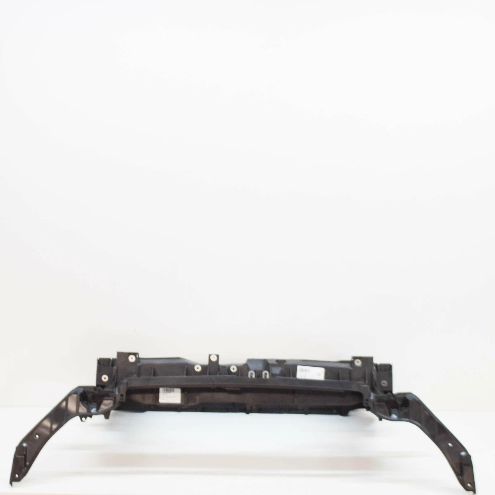 NEW AUDI A3 8V COOLANT RADIATOR LOCK CARRIER WITH MOUNTING 8V4805588A