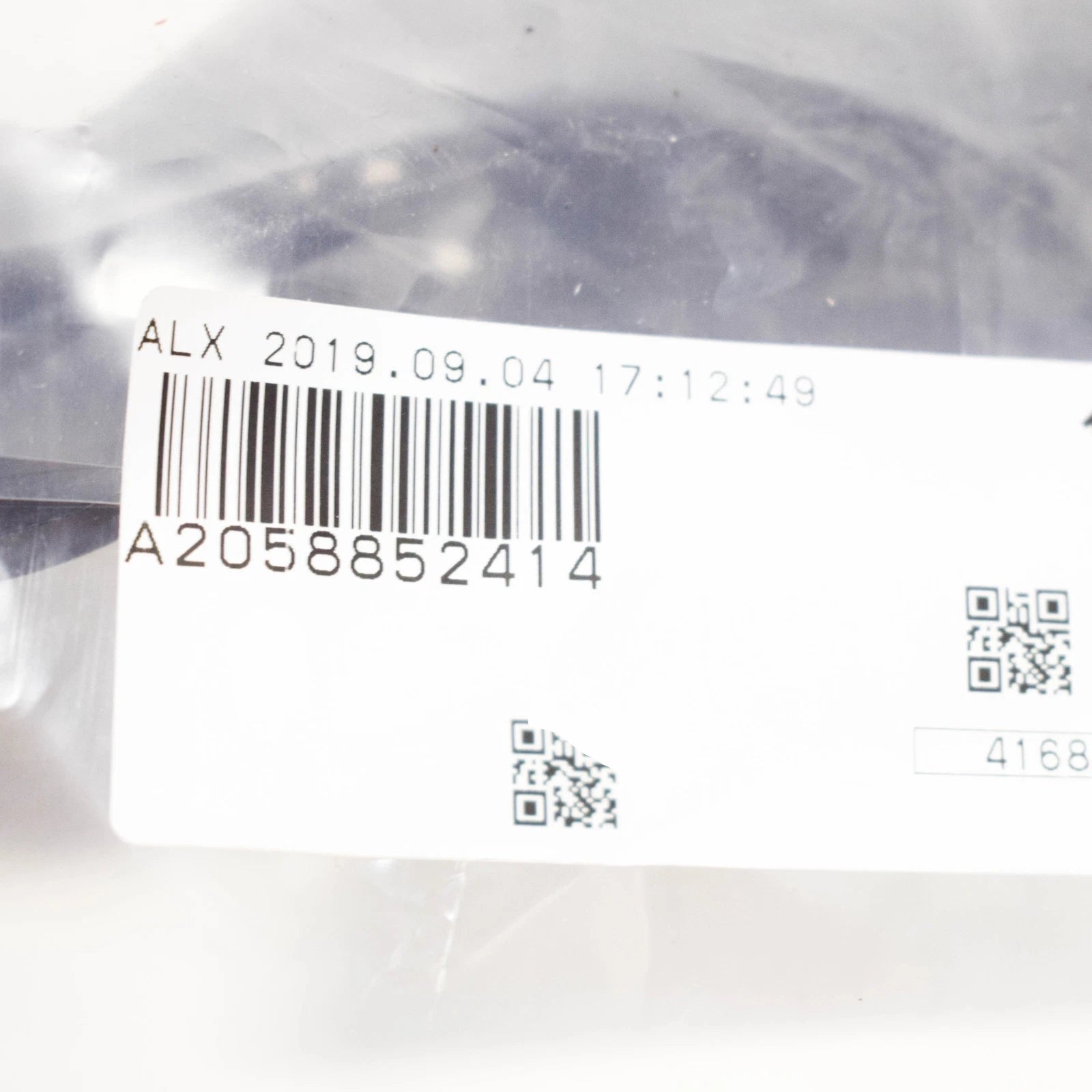 NEW MERCEDES BENZ C S205 T-MODEL REAR LEFT BUMPER BRACKET A2058852414