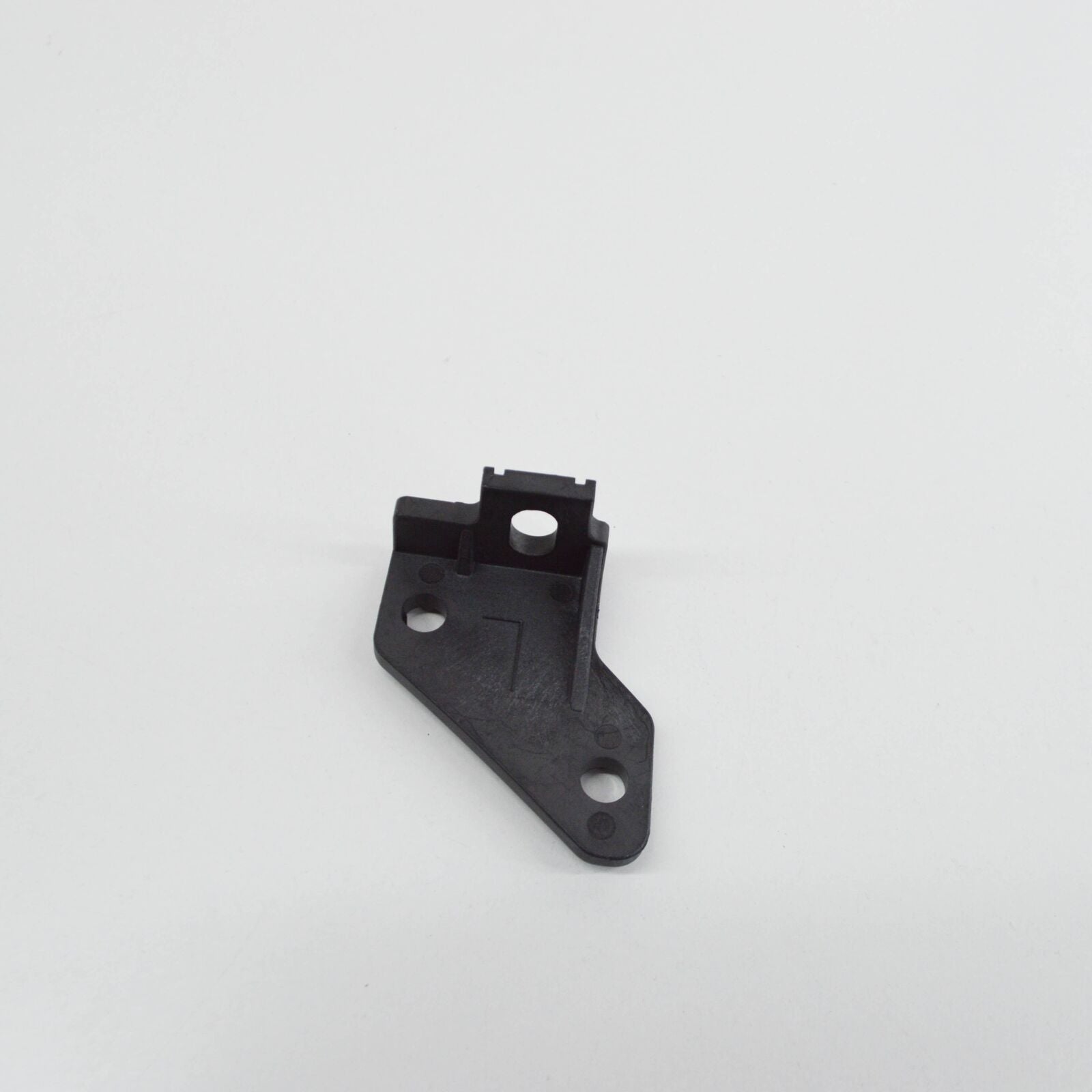 new mercedes-benz s w222 front left inside angle bracket a2226260113 original