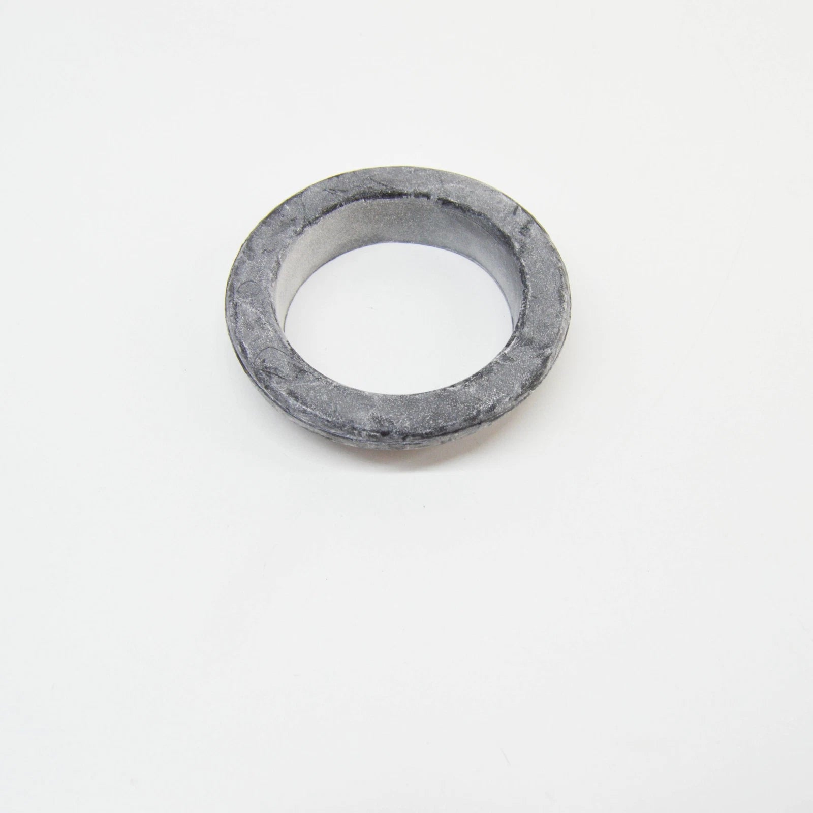 NEW BMW 5 E60 REAR LOWER SPRING PAD 33531133671 1133671