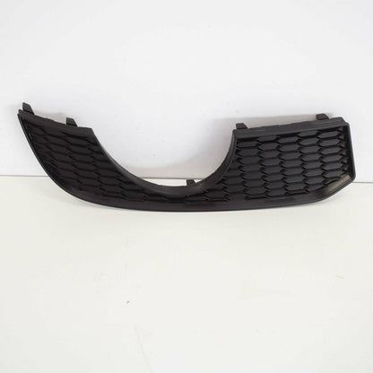 NEW AUDI A3 8V FRONT BUMPER RIGHT SIDE GRILLE TRIM 8V5807820C ORIGINAL