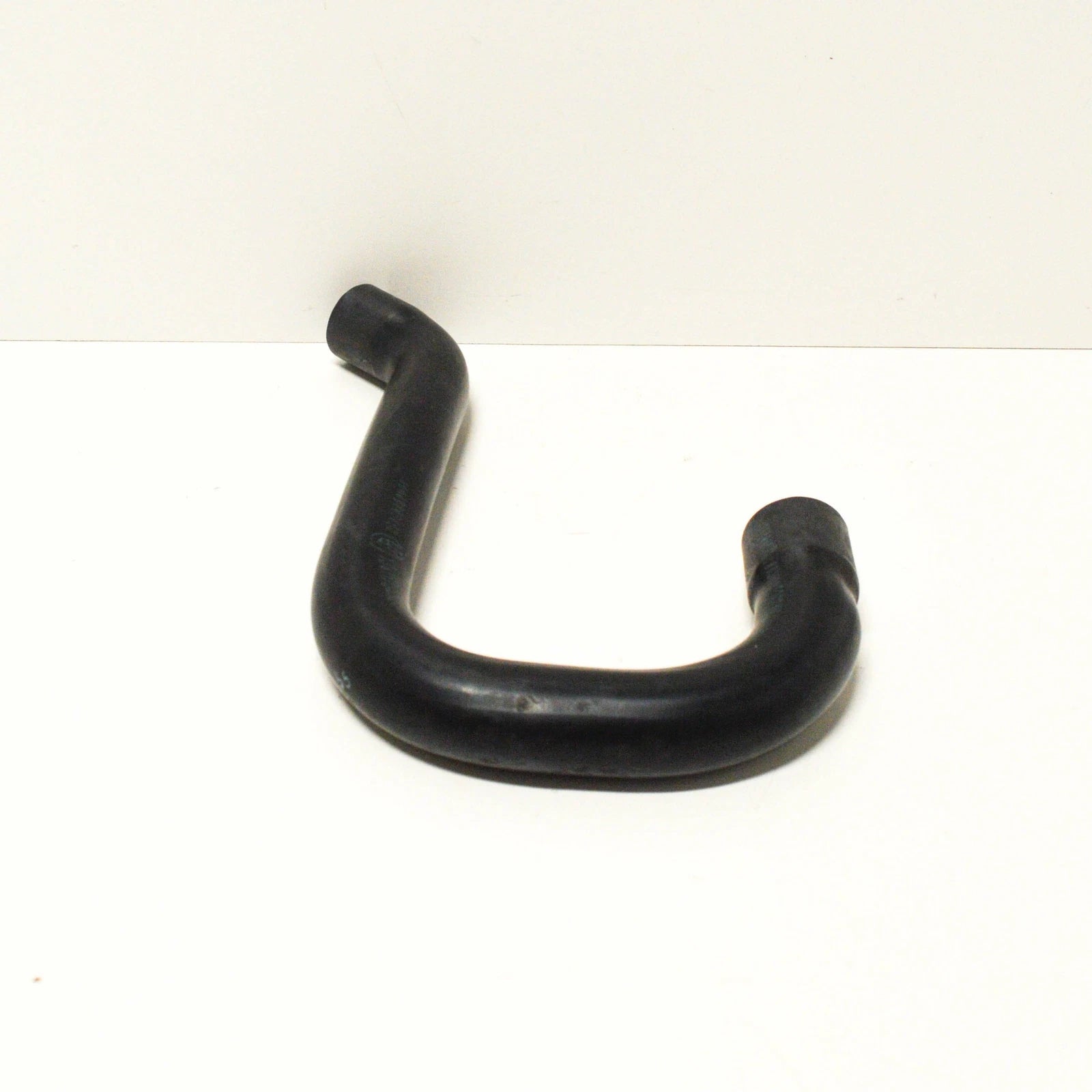 NEW BMW E36 CABRIO COUPE SEDAN IDLE VALVE AIR HOSE 1734523 13411734523 ORIGINAL