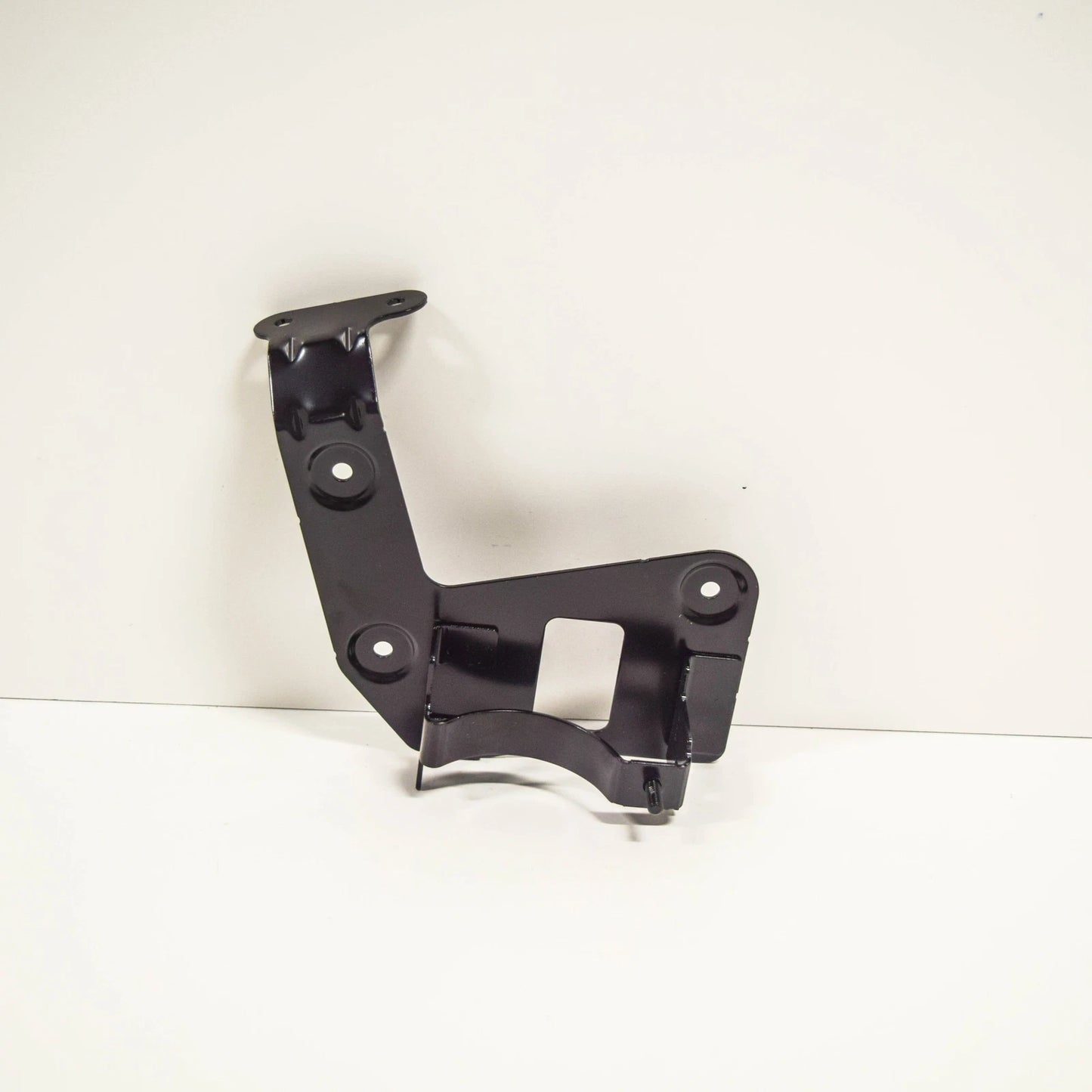 NEW AUDI A4 B9 ADDITIONAL COOLANT PUMP BRACKET 8W0145896C ORIGINAL