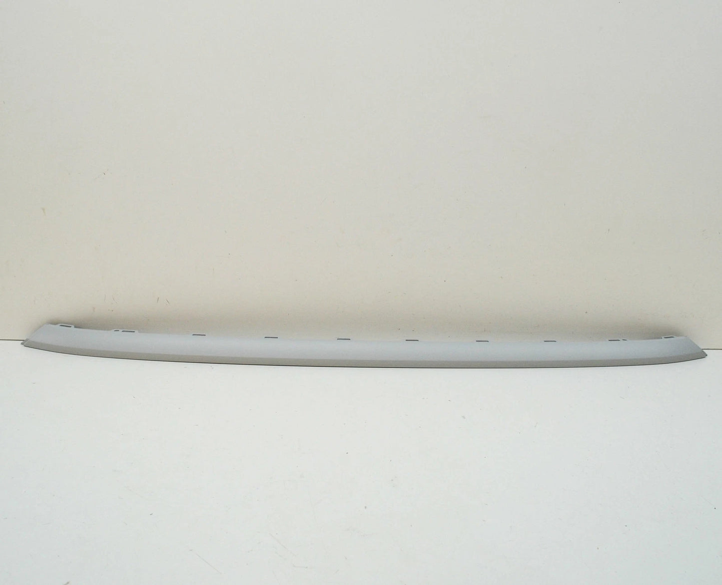 NEW VOLKSWAGEN TIGUAN AD FRONT BUMPER CENTER LOWER MOLDING 5NA853101FGRU