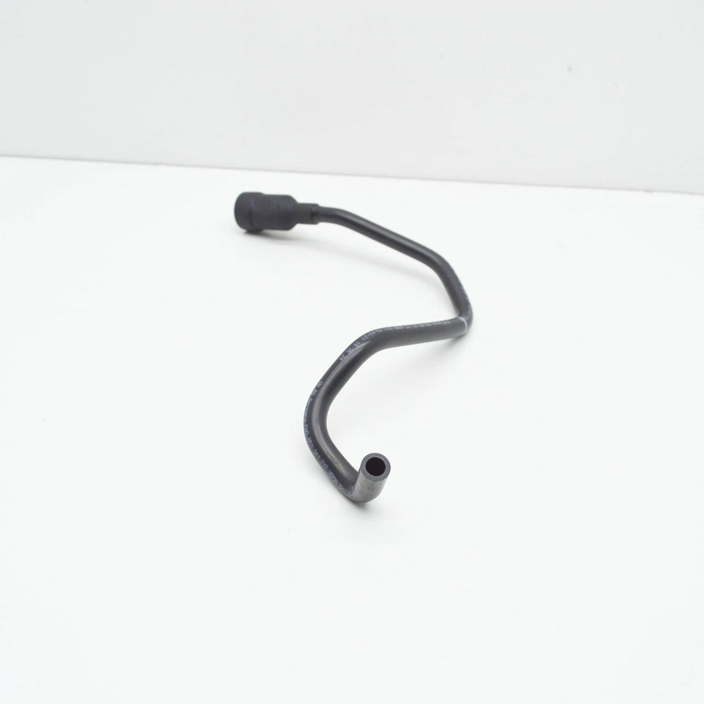 NEW AUDI Q5 8R FRONT LEFT HEADLIGHT HOSE 8R0941717